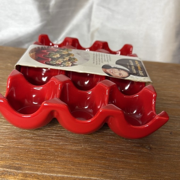 Rachael Ray Sittin’ Pretty NWT Red Stoneware Serveware 12 Hole Platter - Picture 5 of 8